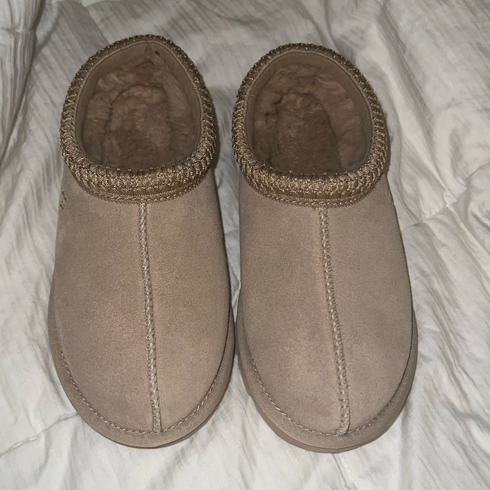 UGG Tasman Slipper - Mustard Seed
